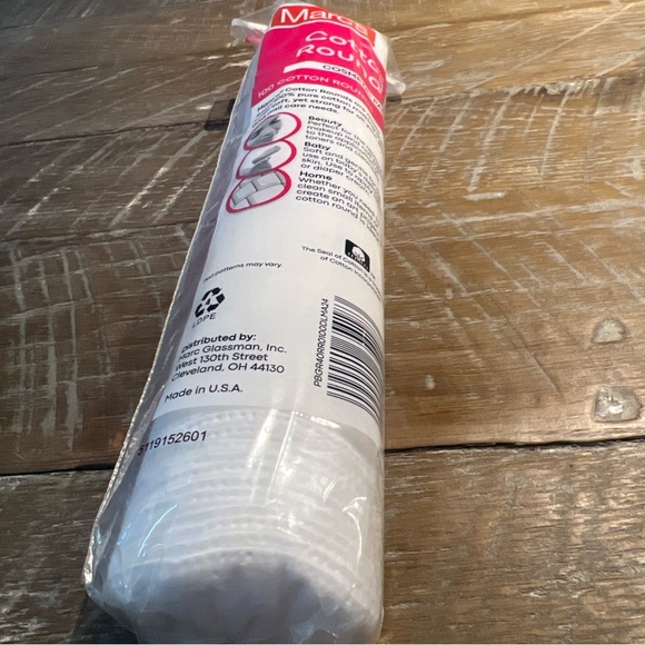 Dickinson's Micellar Cleansing Witch Hazel - Picture 8 of 10